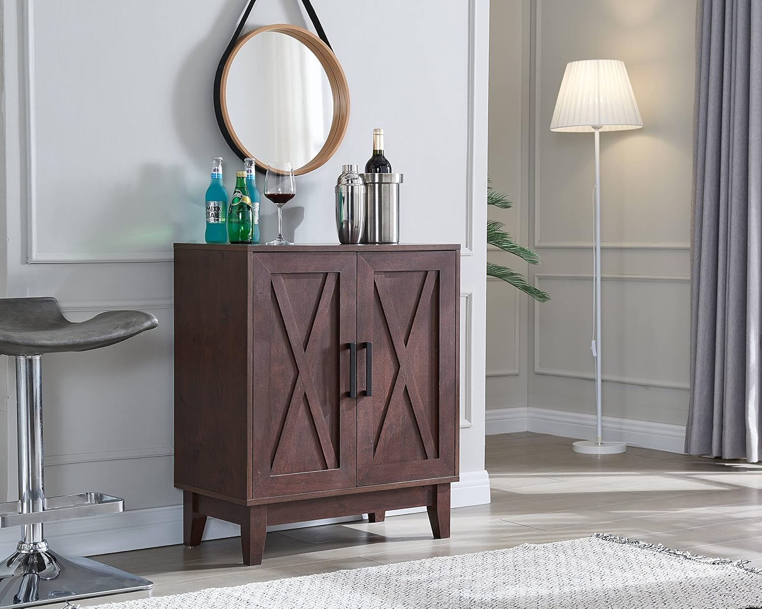 Small Cabinet with Wood Doors in Grey Wash U998652