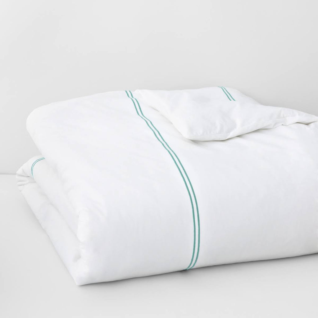 Full/Queen White/Aqua Duvet Cover A3400