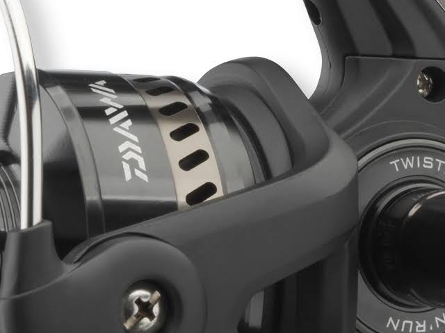 Free Spool Reel N677