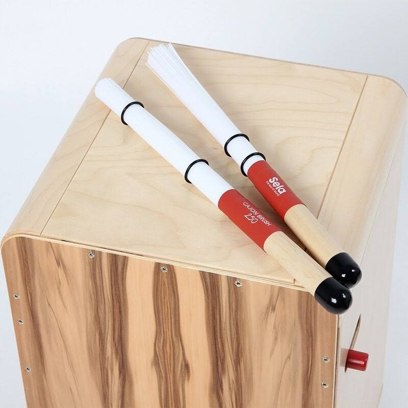 Cajon 250 Brush E588