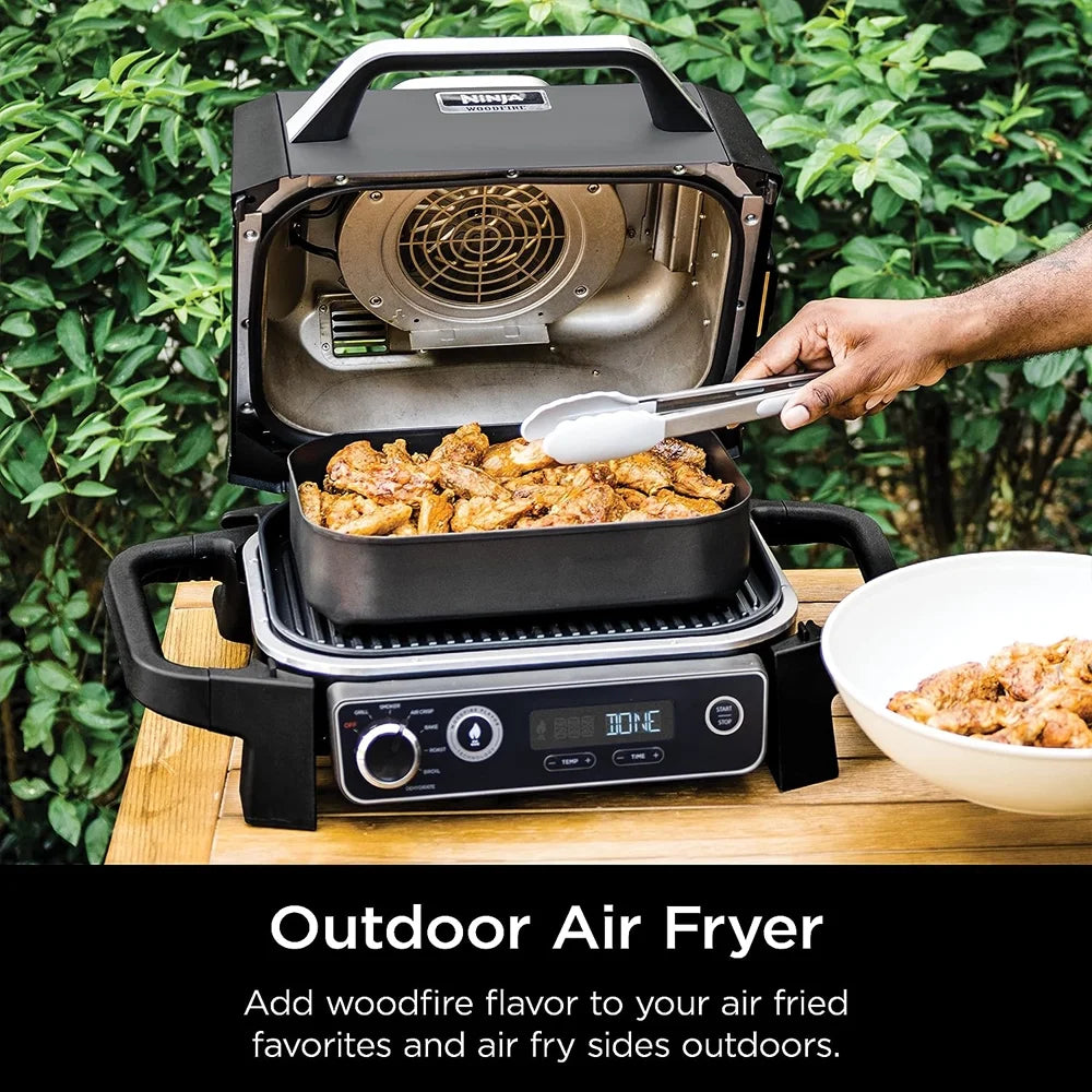 Outdoor Grill and Smoker L9943