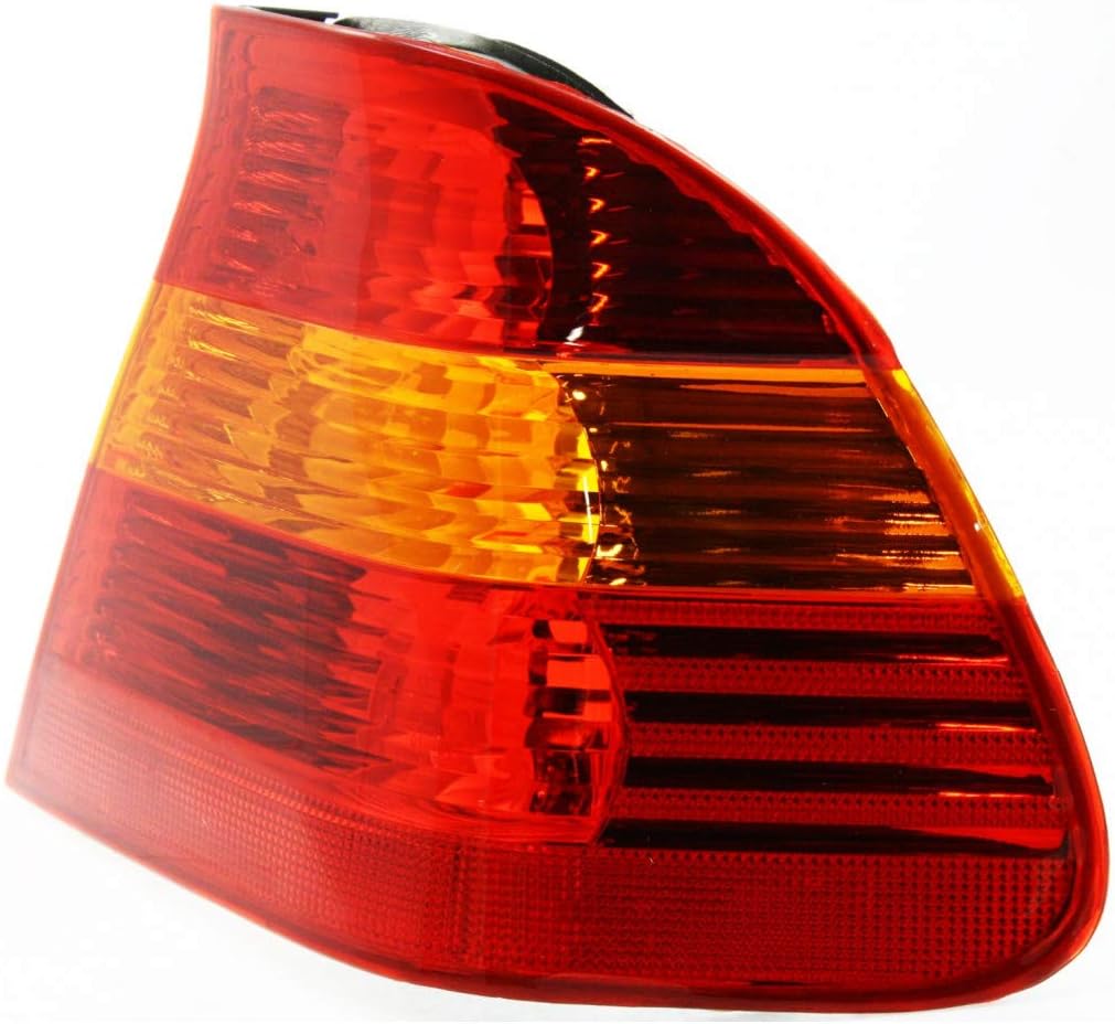 2002 2003 2004 2005 BMW 330i Tail Light Assembly Driver Side R5646
