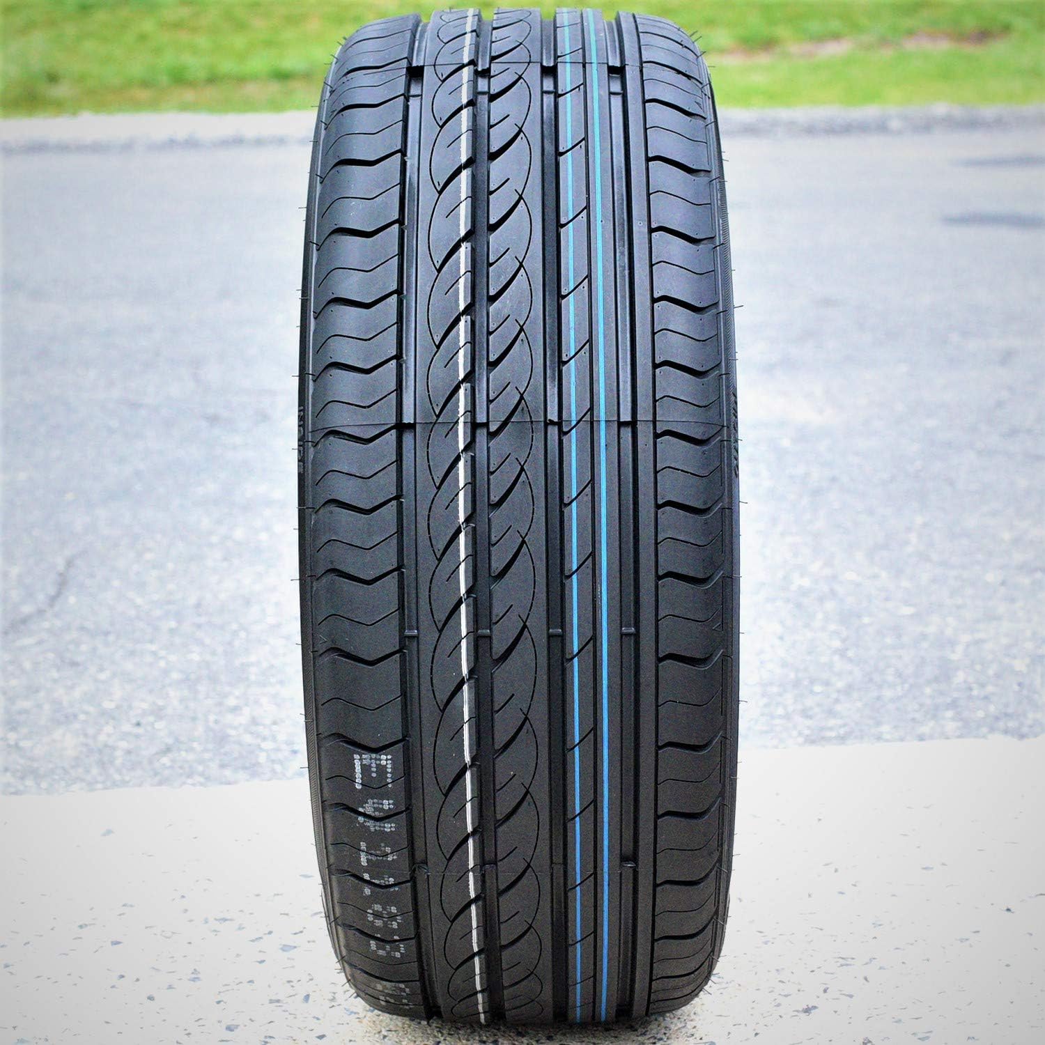 245/35R19 93W XL All-Season High Performance Radial Tire J747872