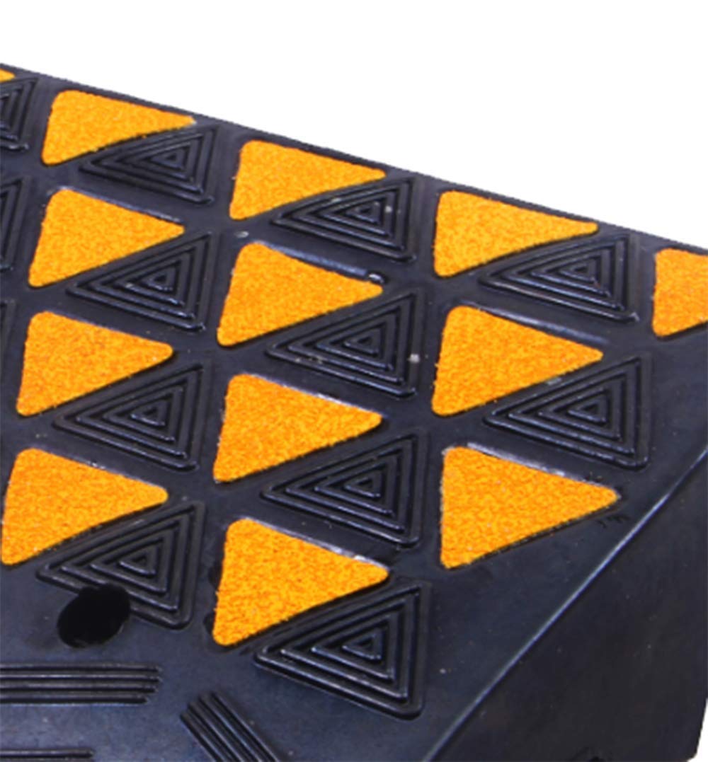 Rubber Curb Ramp 6 inch High 23.6 Wide Heavy Duty Single Ramp M2476