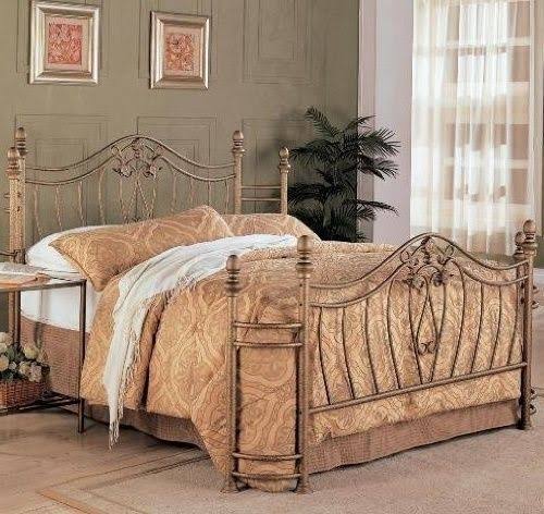 Antique Brushed Gold Metal Bed Queen B88601