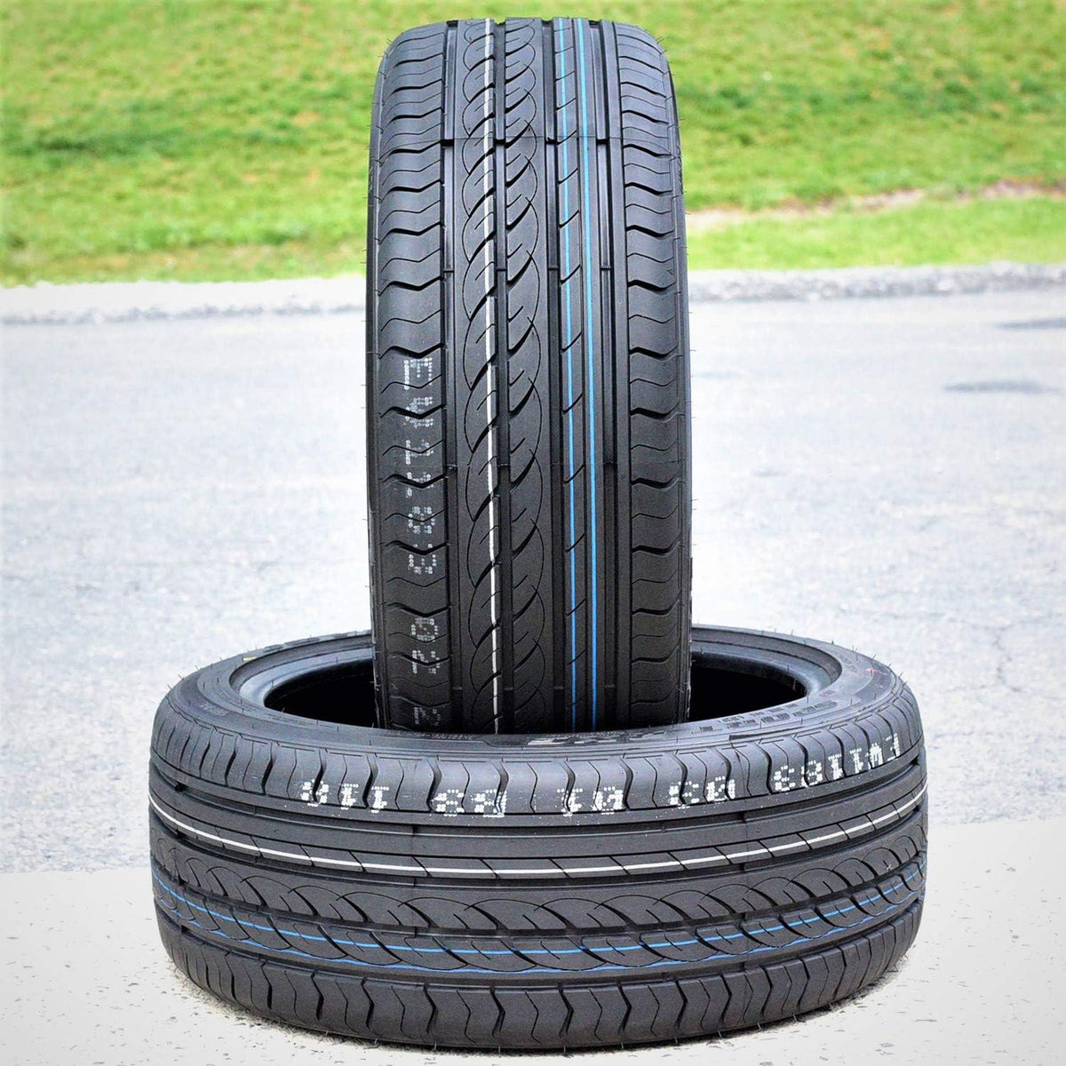 245/35R19 93W XL All-Season High Performance Radial Tire J747872