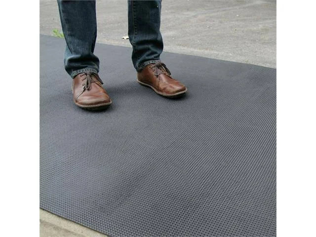 Black Traction Rubber Runner Mat O931