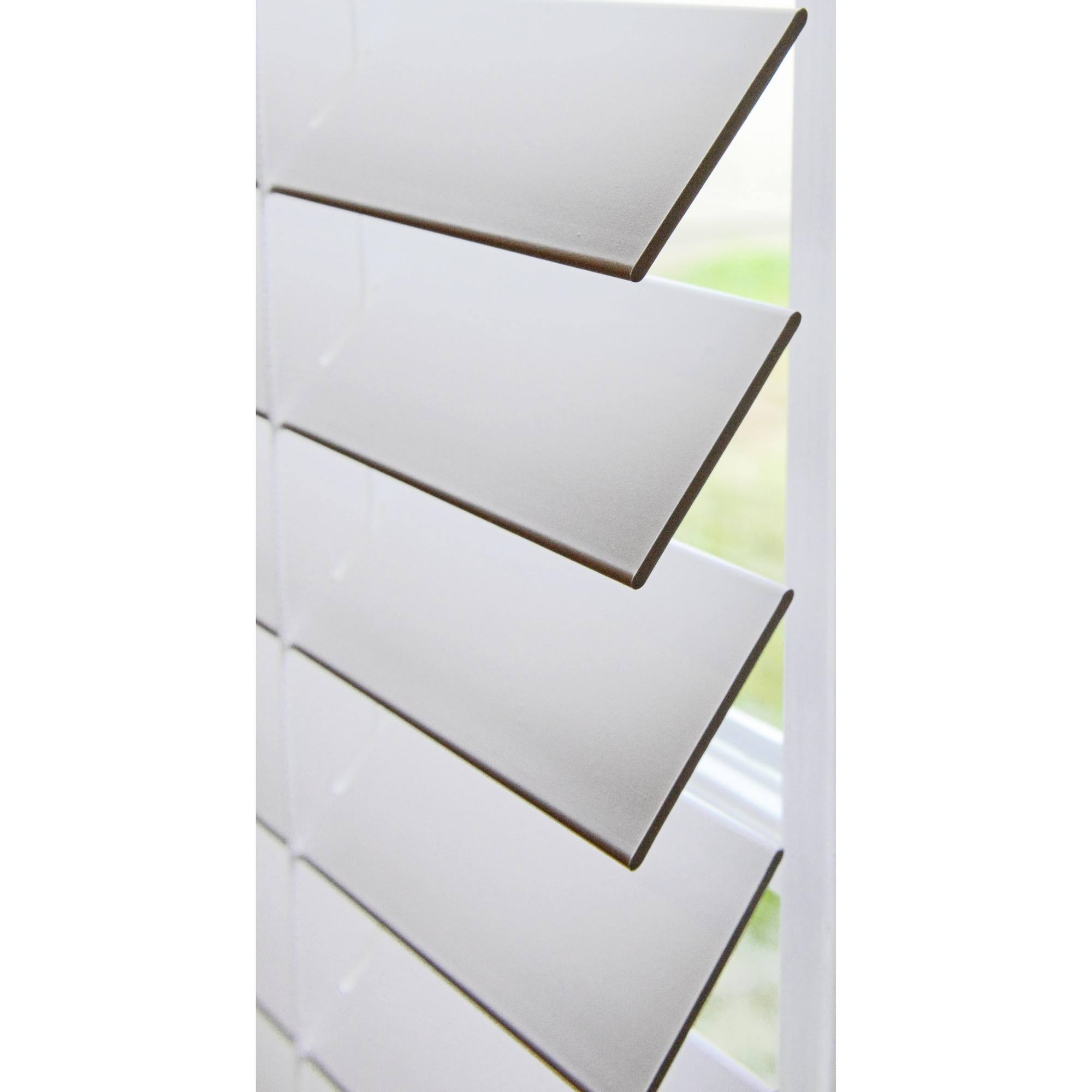 White Cordless Faux Wood Blind Z310