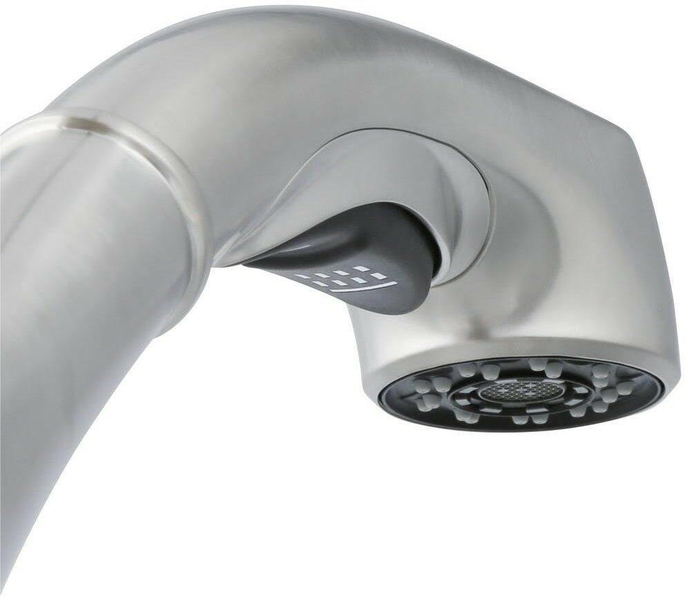Single-Handle Pull-Out Sprayer Kitchen Faucet in Stainless Steel W297430