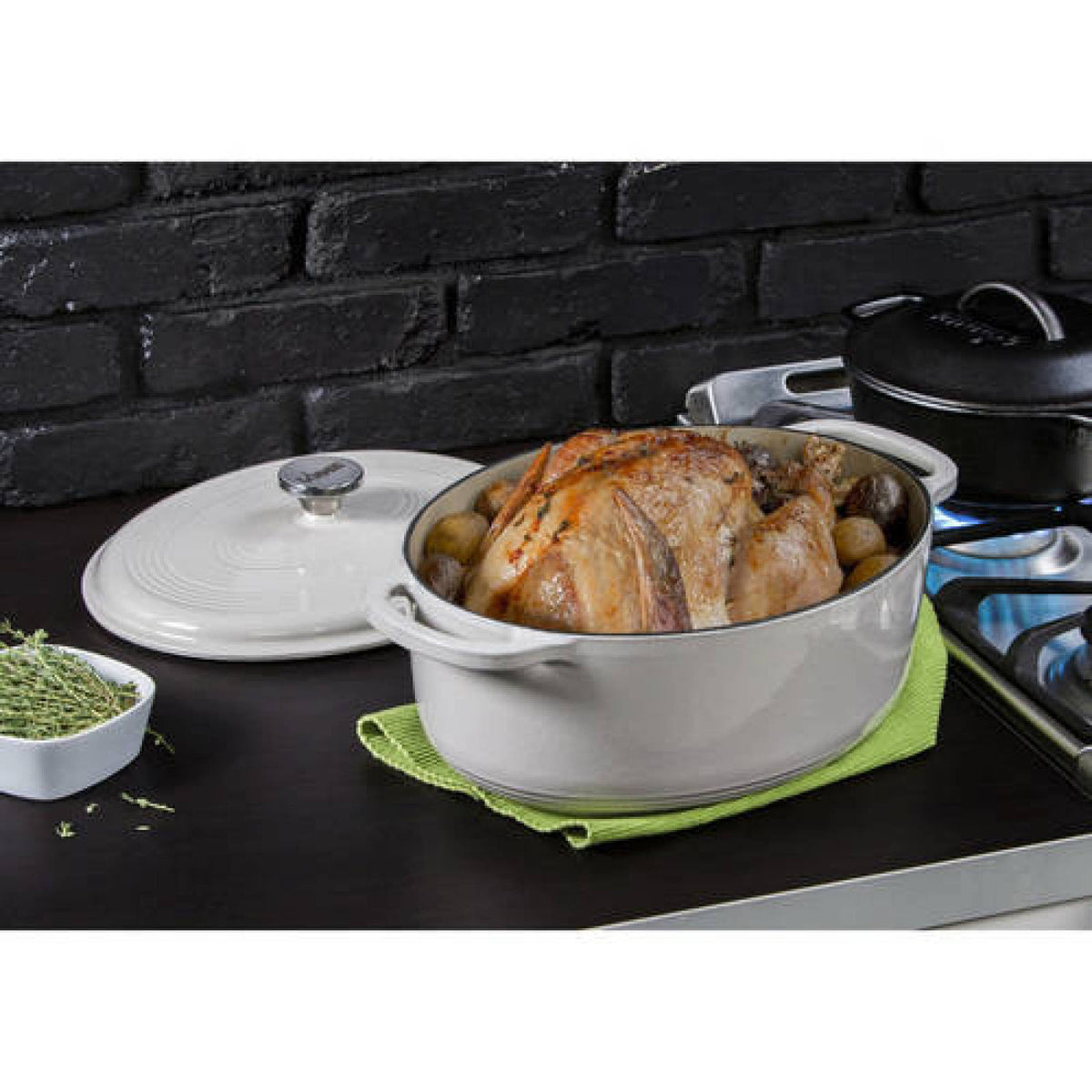 Enameled Cast Iron Oval Dutch Oven 7-Quart Oyster White K797