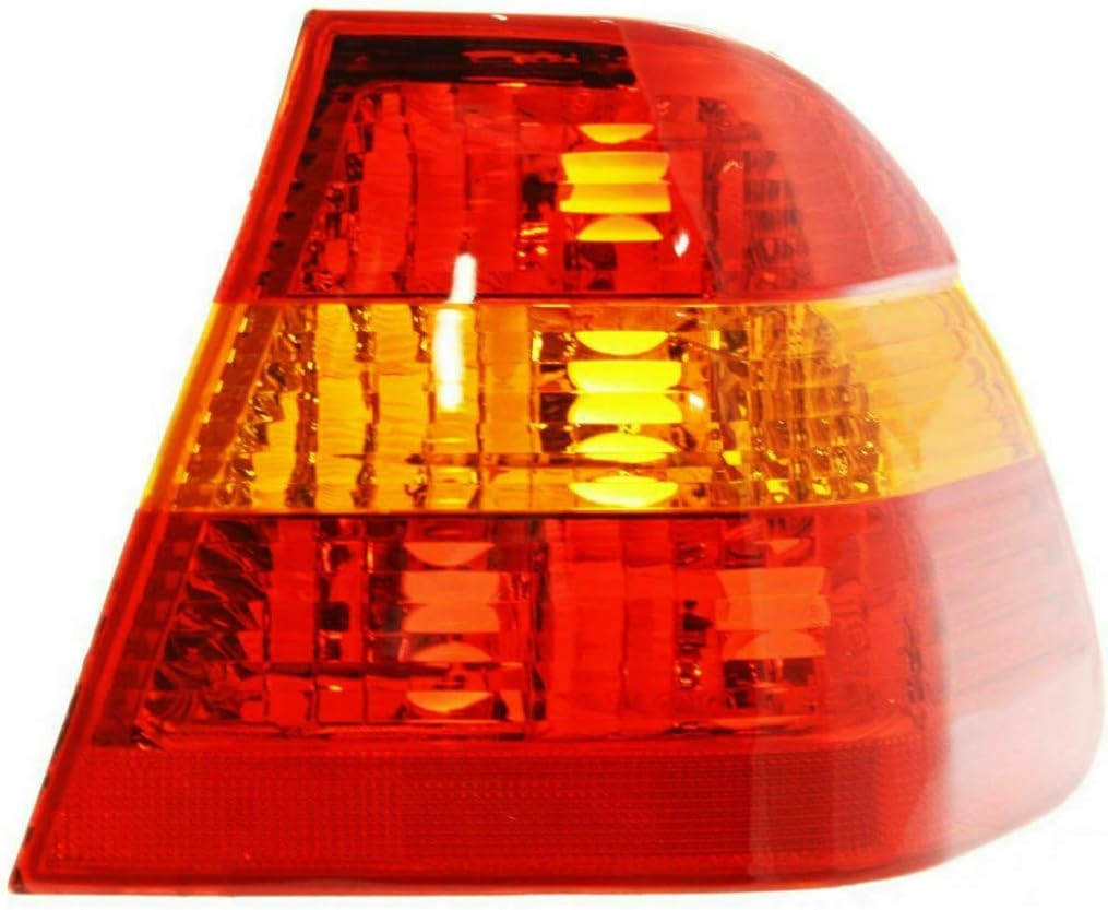 2002 2003 2004 2005 BMW 330i Tail Light Assembly Driver Side R5646